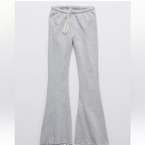 Offline By Aerie OTT Fleece Super Flare Pant. Light Gray. Size Medium.